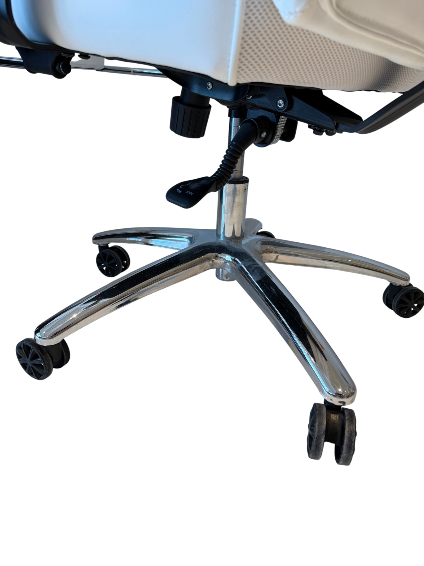 Large Offwhite Office Chair - Office Throne